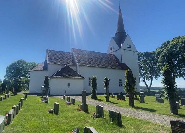 Tomb Kirke, Råde Municipality, Norway, Norway